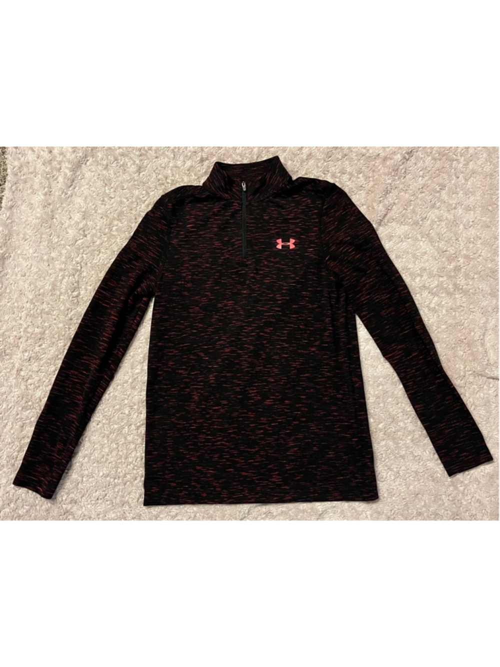 Under Armour Men’s 1/4 Zip Shirt, Size Small, EUC